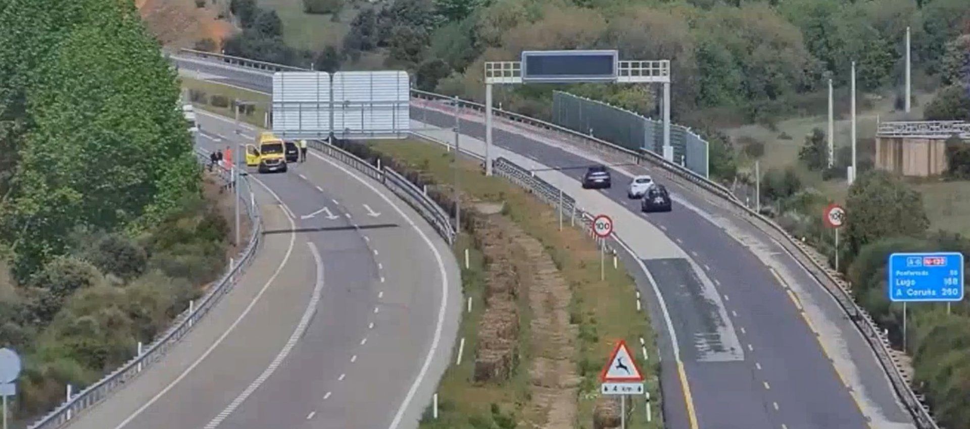 Cortada la A 6 a la altura de Astorga en sentido Madrid por la salida de vía de un turismo. | DGT