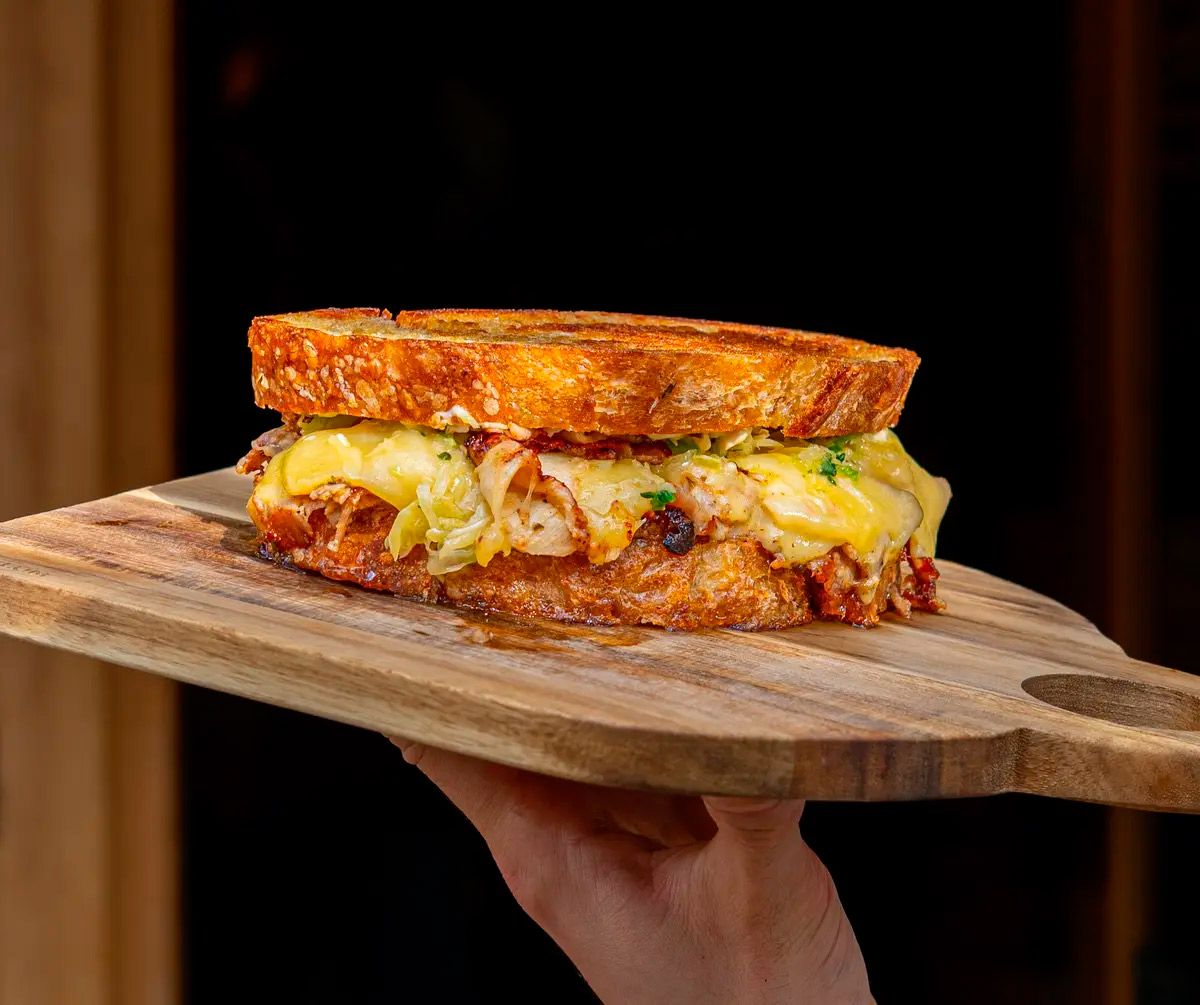 El Porchetta Pro Max 3000 del Pangea es el mejor sandwich de España