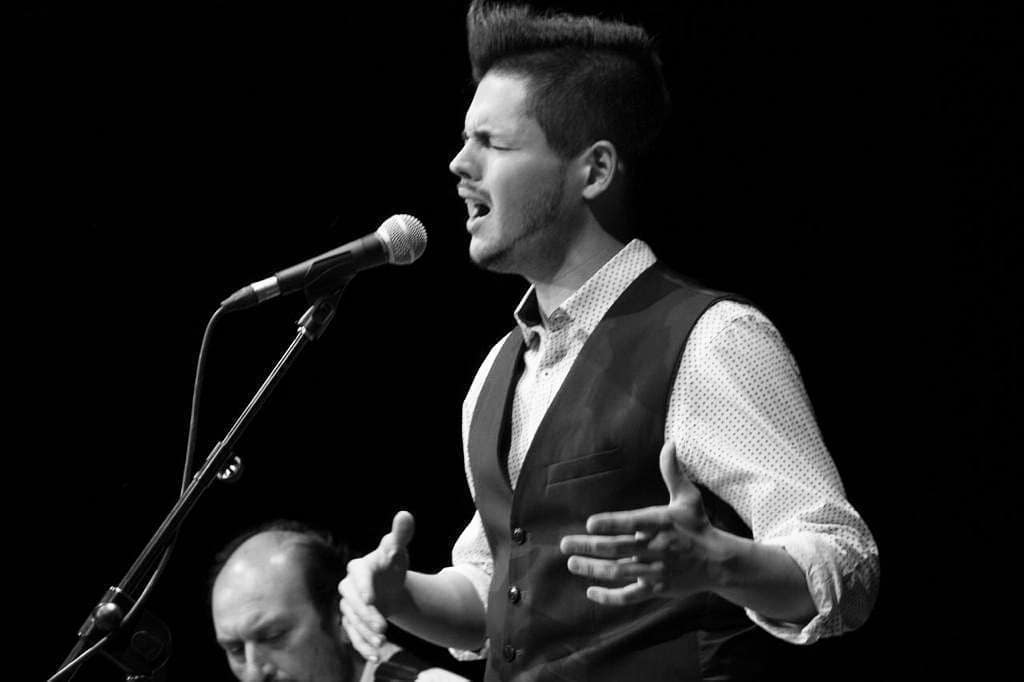 Carlos Canela pondrá la voz en el concierto en Astorga