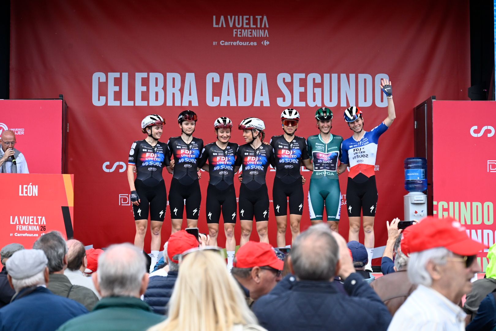 La Vuelta Ciclista Femenina unió León y Astorga en una de las etapas más decisivas. SAÚL ARÉN (4)