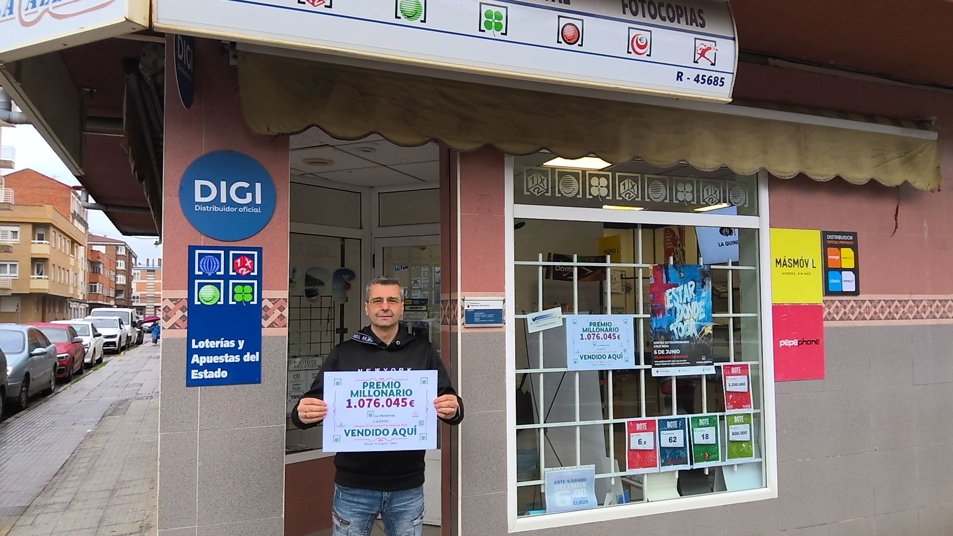 El boleto premiado fue sellado en 'Kiosko La Alegría', situado en la calle Demetrio Monteserín. | L.N.C.