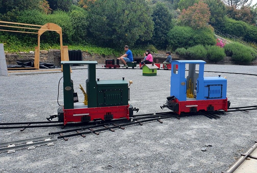 Tren de cinco pulgadas, posible gracias a la colaboración de la Asociación Cultural Ferroviaria Berciana.