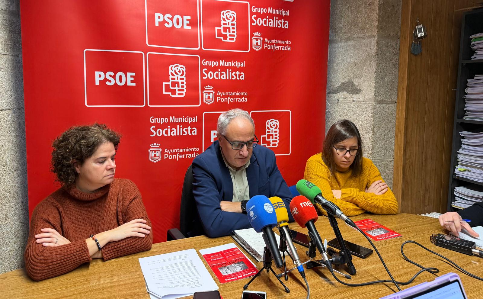 Rueda de prensa del Grupo Municipal del PSOE en Ponferrada. 