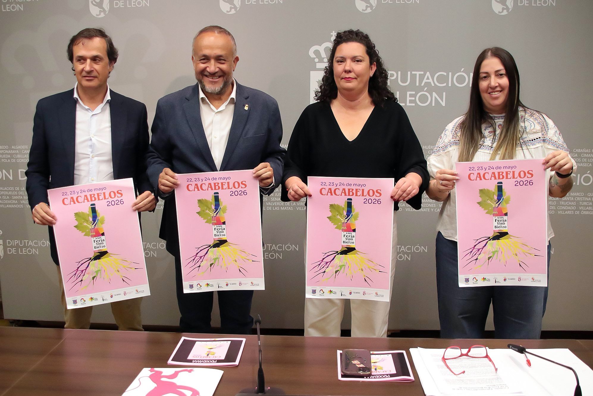 Presentación de la Feria del Vino de Cacabelos en la Diputación provincial. | ICAL