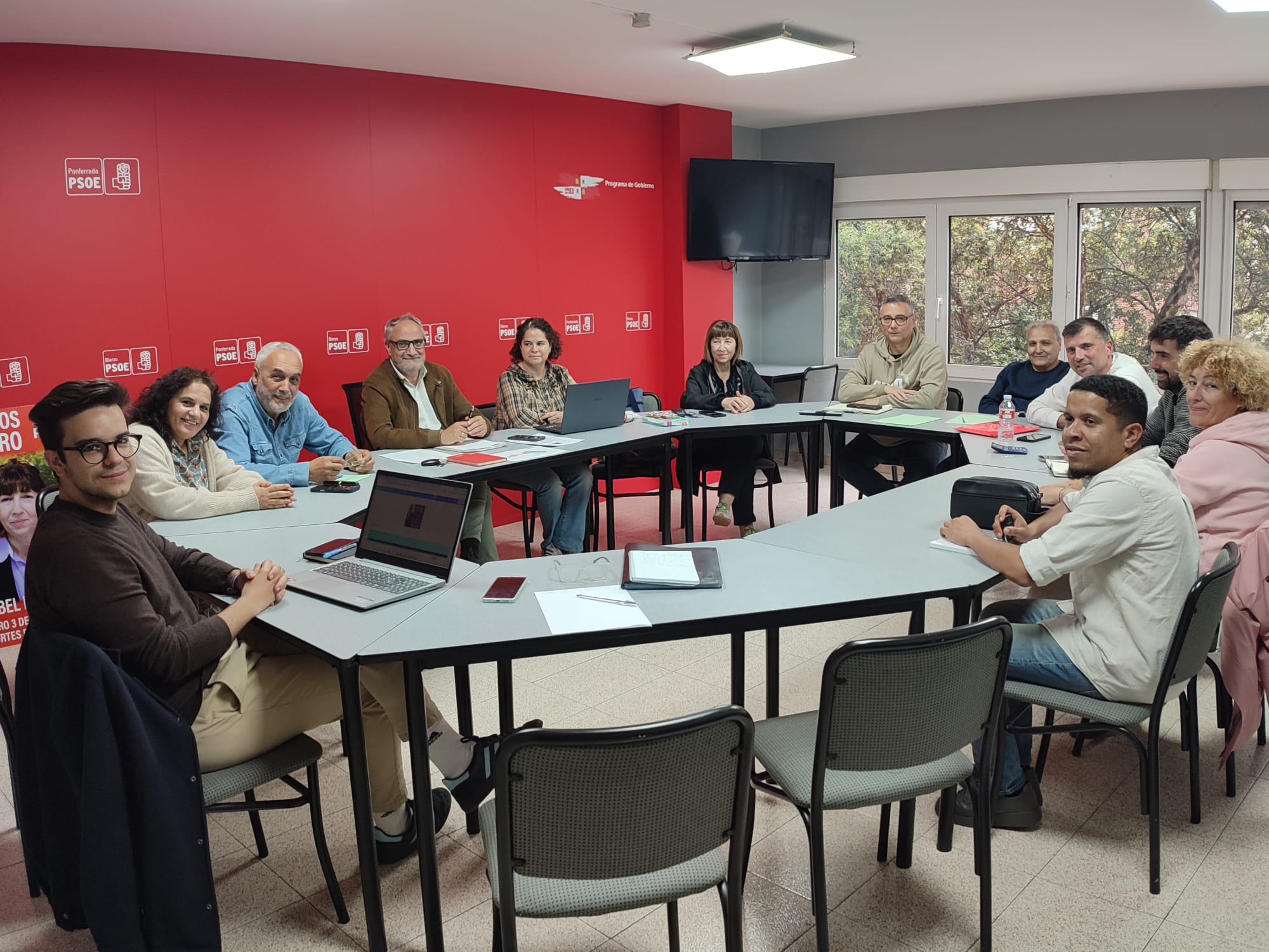 La Comisión Ejecutiva Municipal del PSOE de Ponferrada.