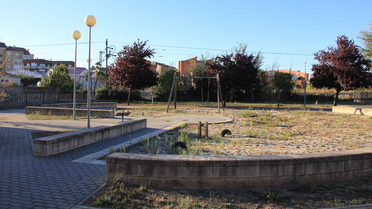 Una imagen del parque infantil de Veguellina en la actualidad. | L.N.C.