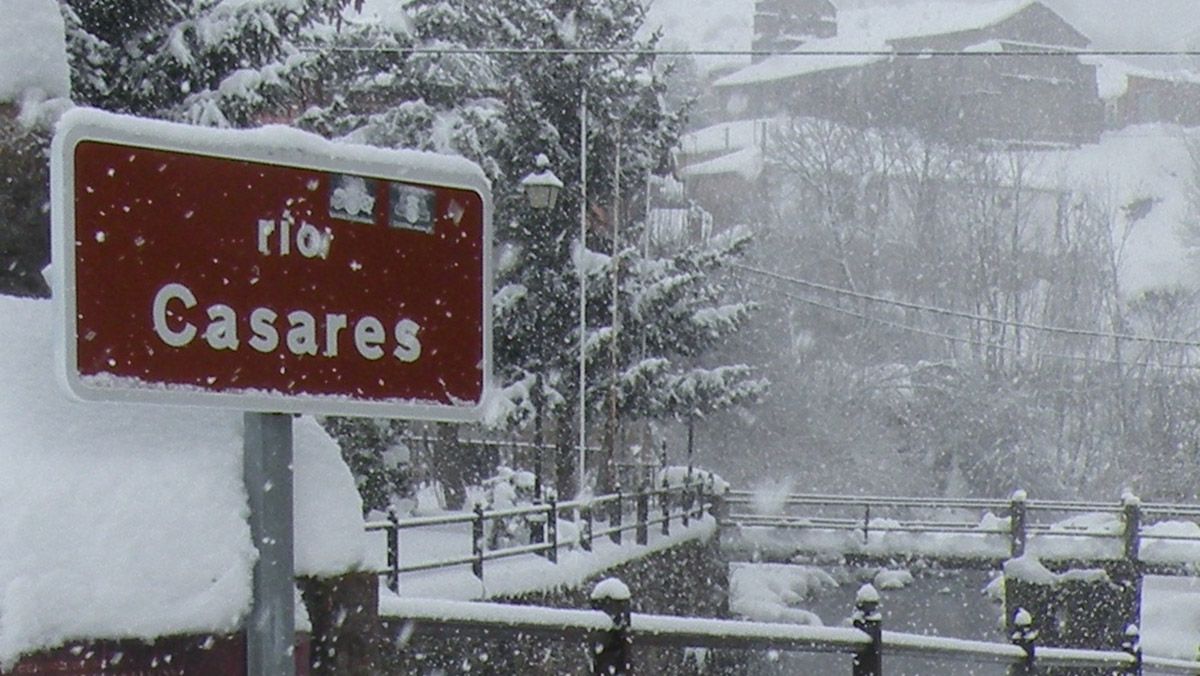 Río Casares a su paso por Geras de Gordón. | E. NIÑO
