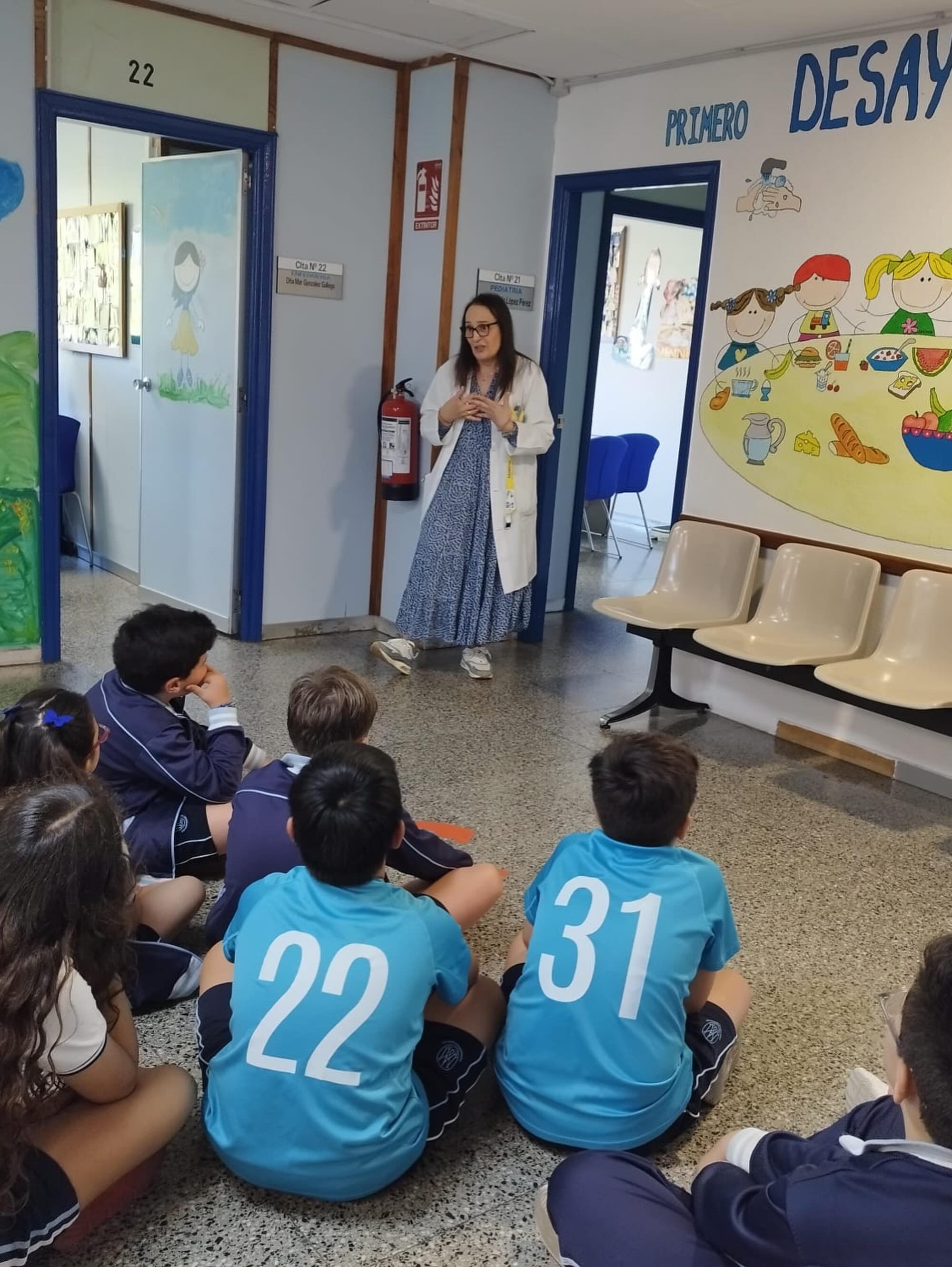 Visita del alumnado del colegio La Inmaculada al Centro de Salud Ponferrada II.