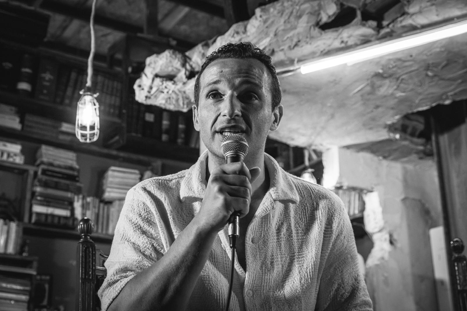 El poeta valenciano Bernard Engel estará este jueves en la Feria del Libro. | L.N.C. El poeta valenciano Bernard Engel estará este jueves en la Feria del Libro. | L.N.C.