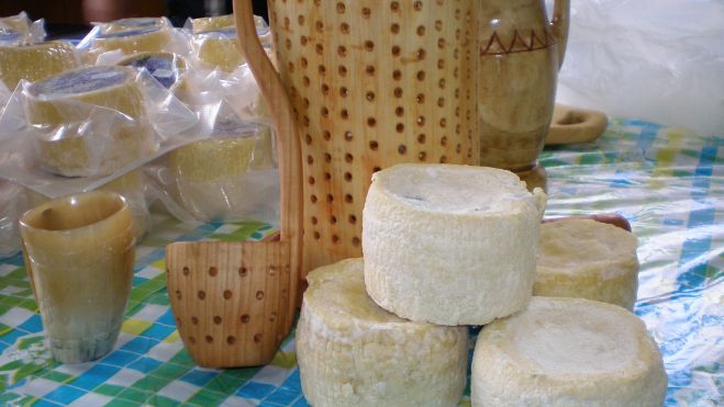 Artesanía y gastronomía se unen para mostrar la riqueza culinaria y cultural de Sajambre. (1)