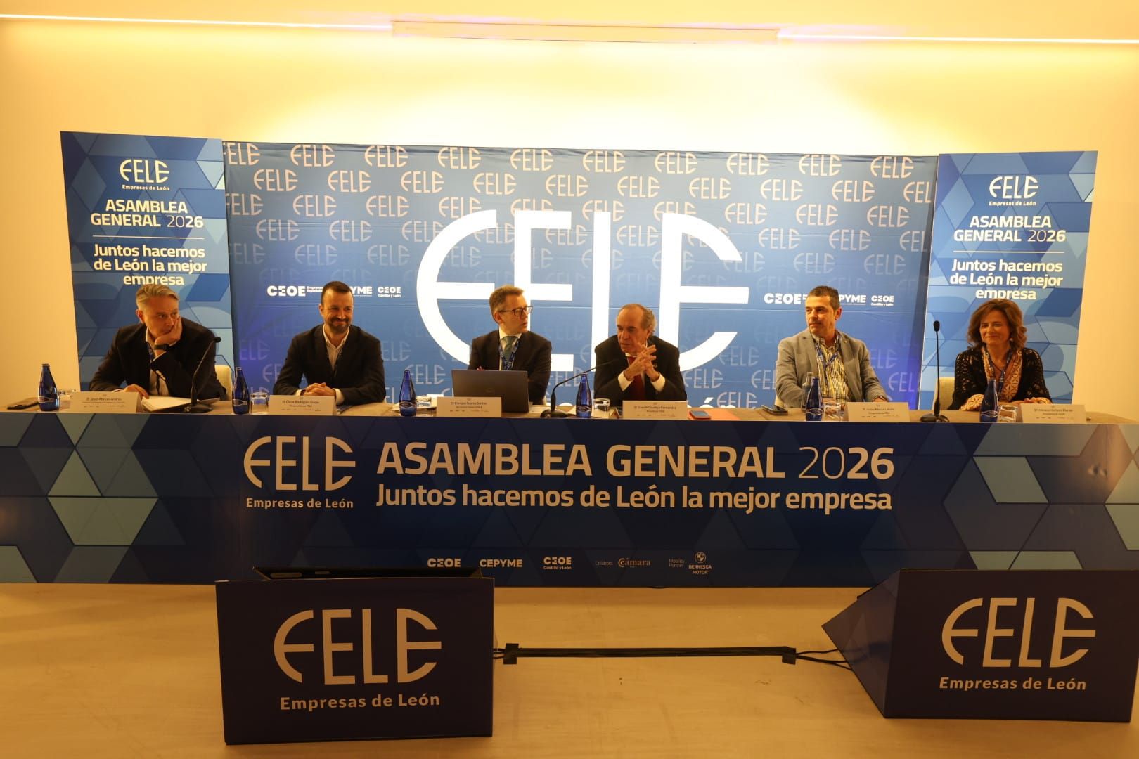 Una imagén de la Asamblea General de la Federación Leonesa de Empresarios  celebrada en la tarde de ayer en León | FERNANDO OTERO