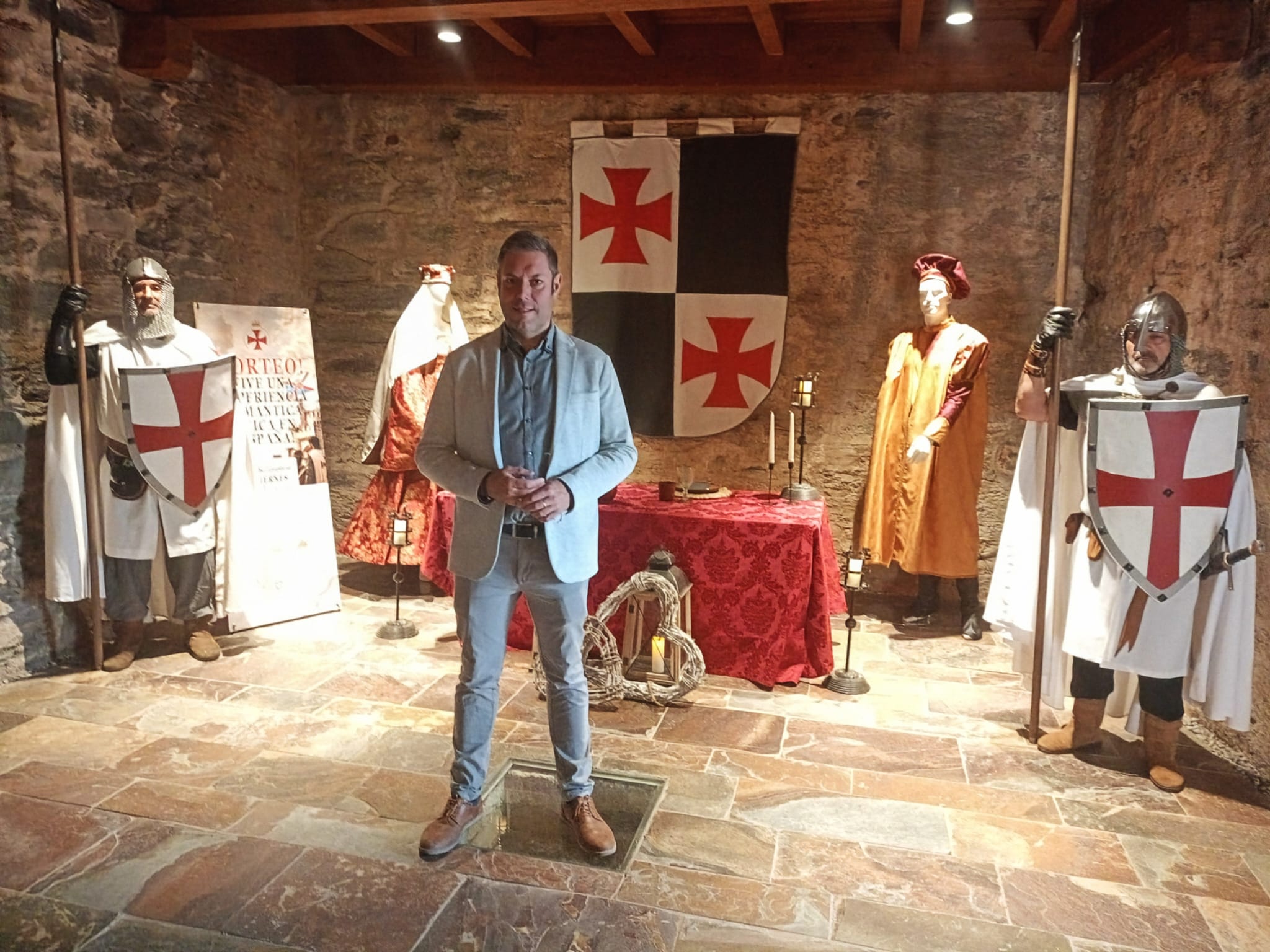 Presentación de la nueva iniciativa en el Castillo. Presentación de la nueva iniciativa en el Castillo.