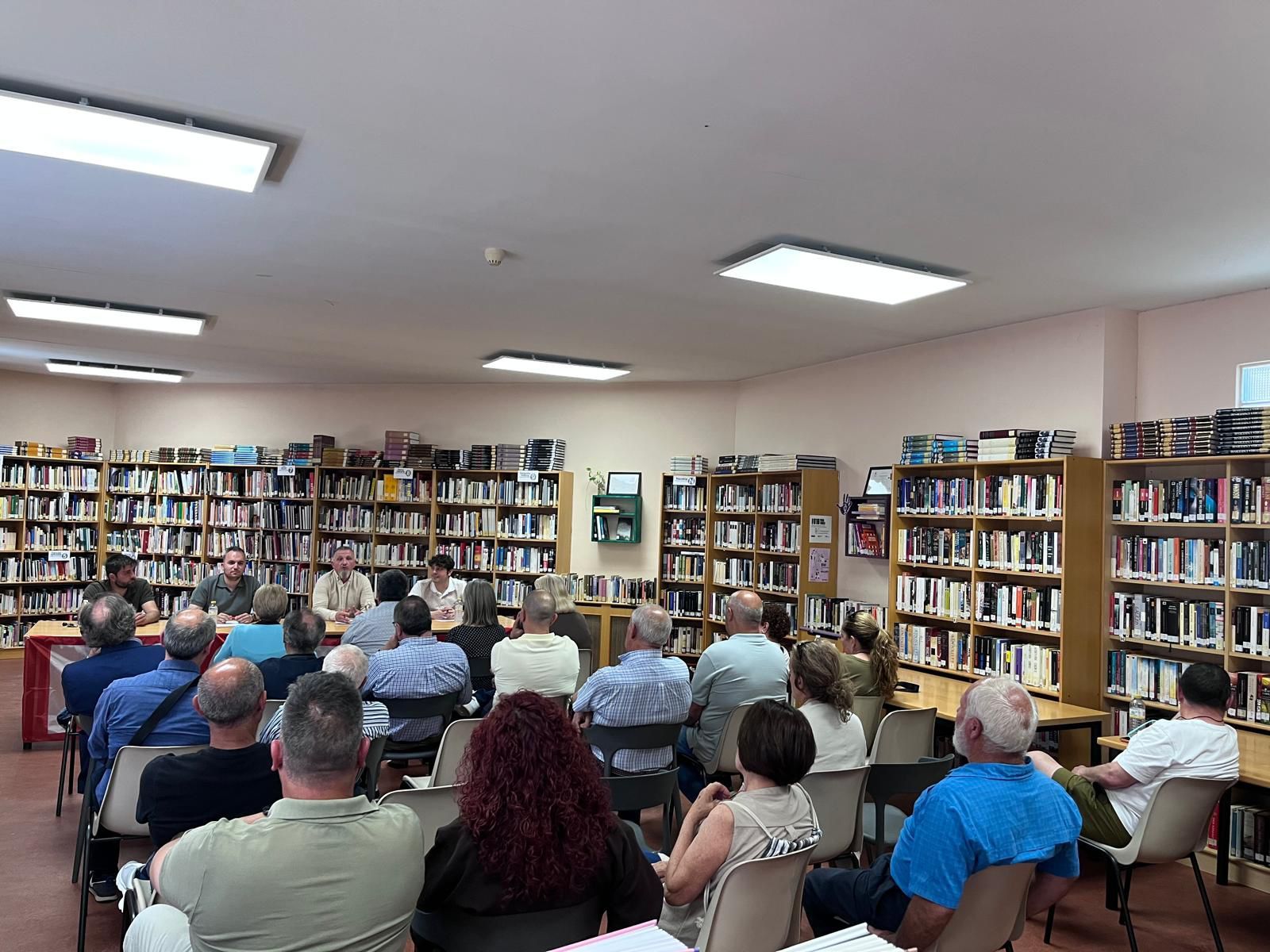 Reunión en Carrizo de la Ribera del PSOE. | L.N.C.