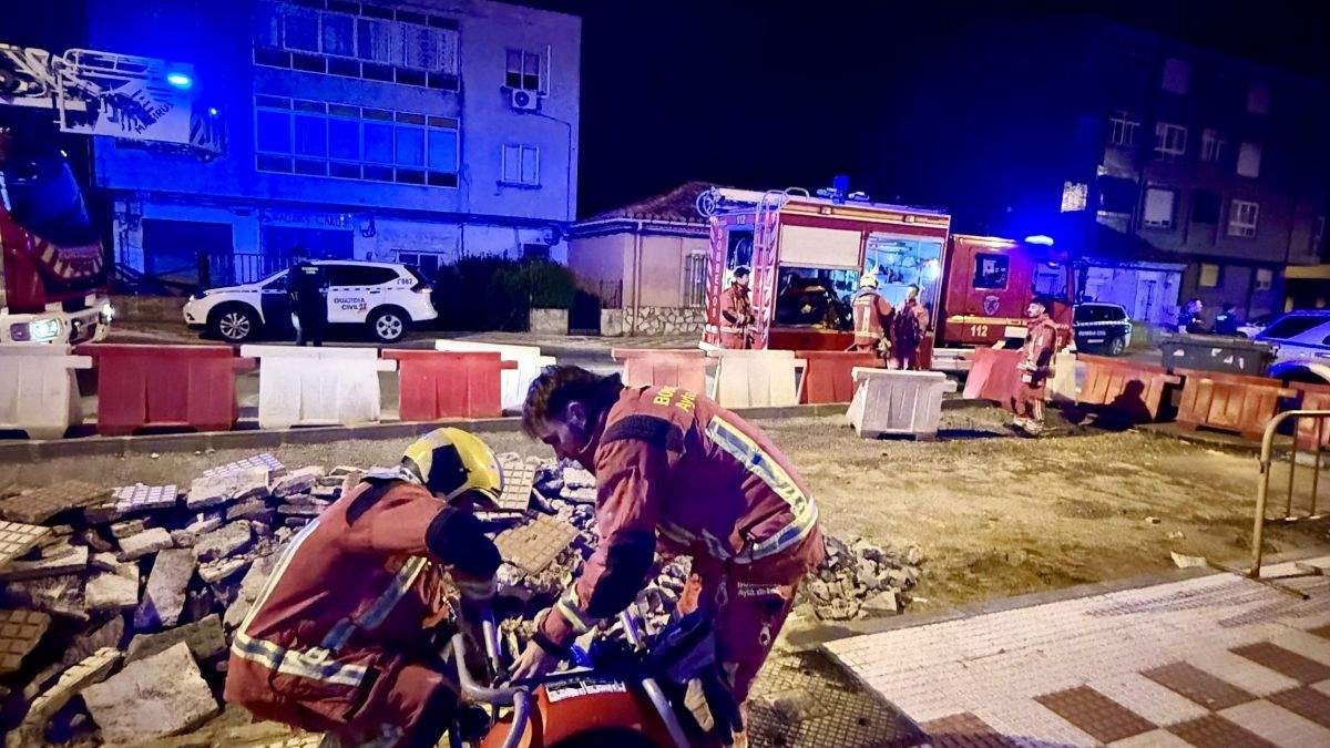 Atendidos tres hombres por inhalación de humo en el incendio de una ...