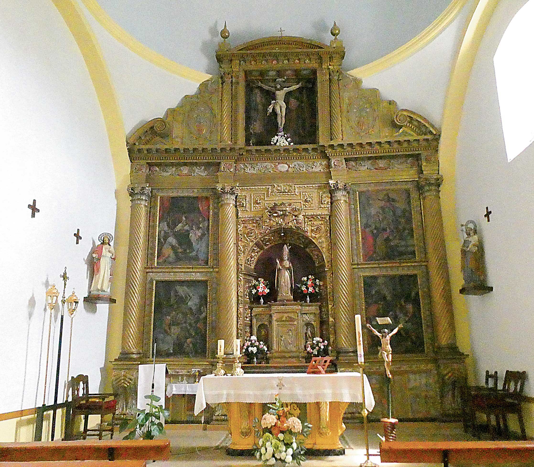 Vista general del retablo 