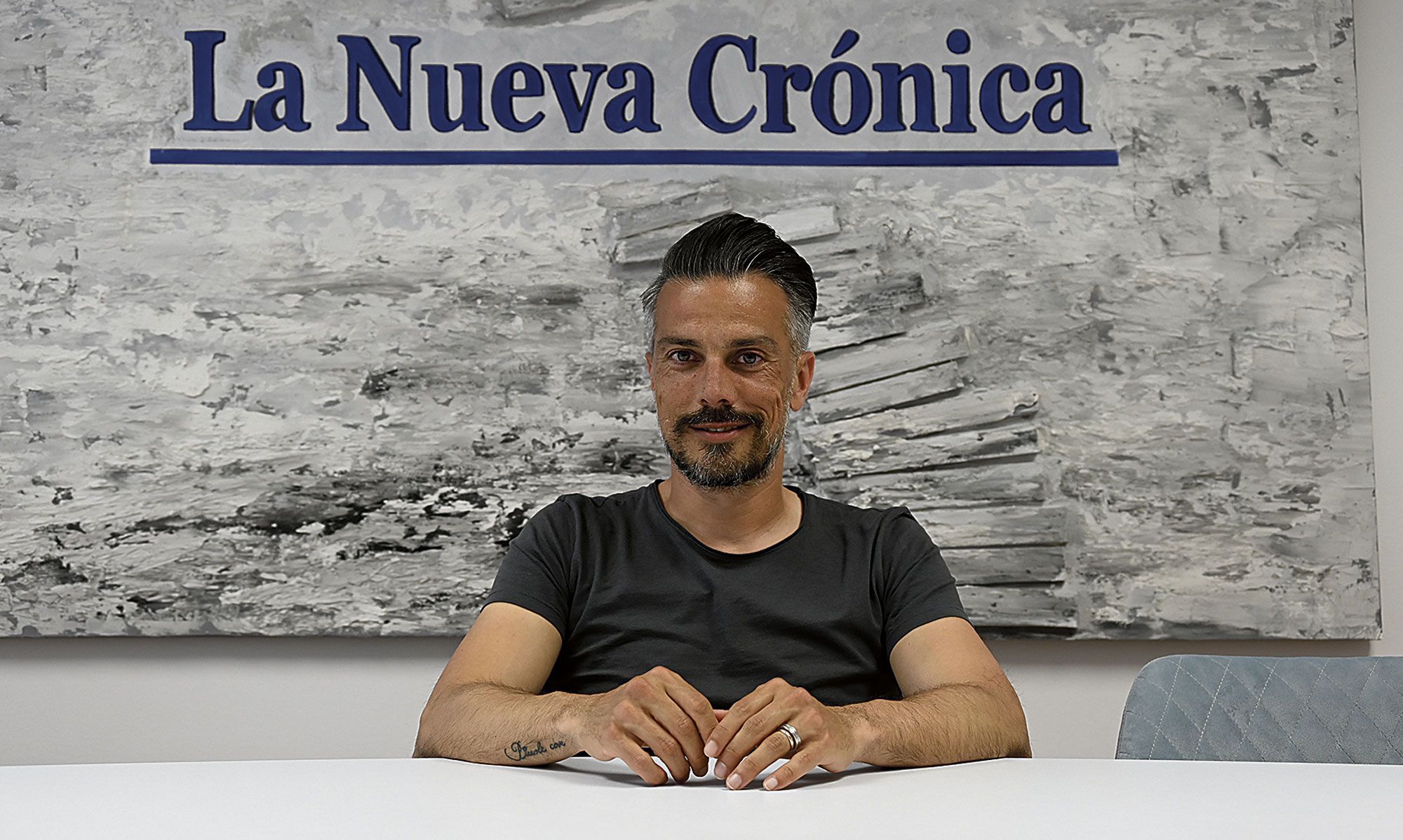 El técnico de la Cultural, Rubén de la Barrera, durante la entrevista en La Nueva Crónica. | SAÚL ARÉN