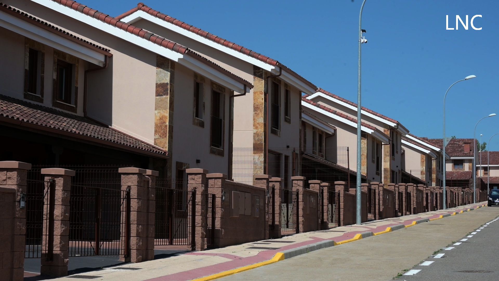 Chalets exclusivos desde 169.000€, a solo 8 minutos de León
