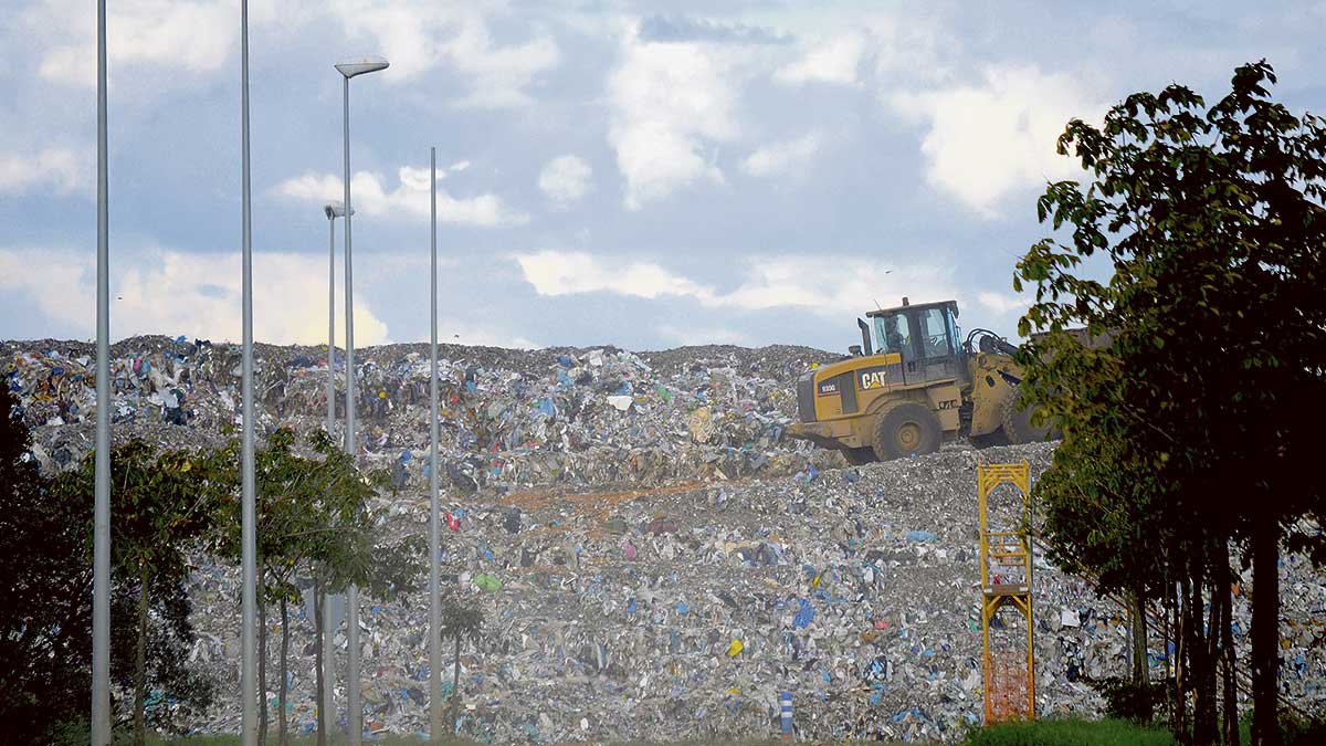 Imagen del CTR de San Román. | P.FERRERO Imagen del CTR de San Román. | P.FERRERO
