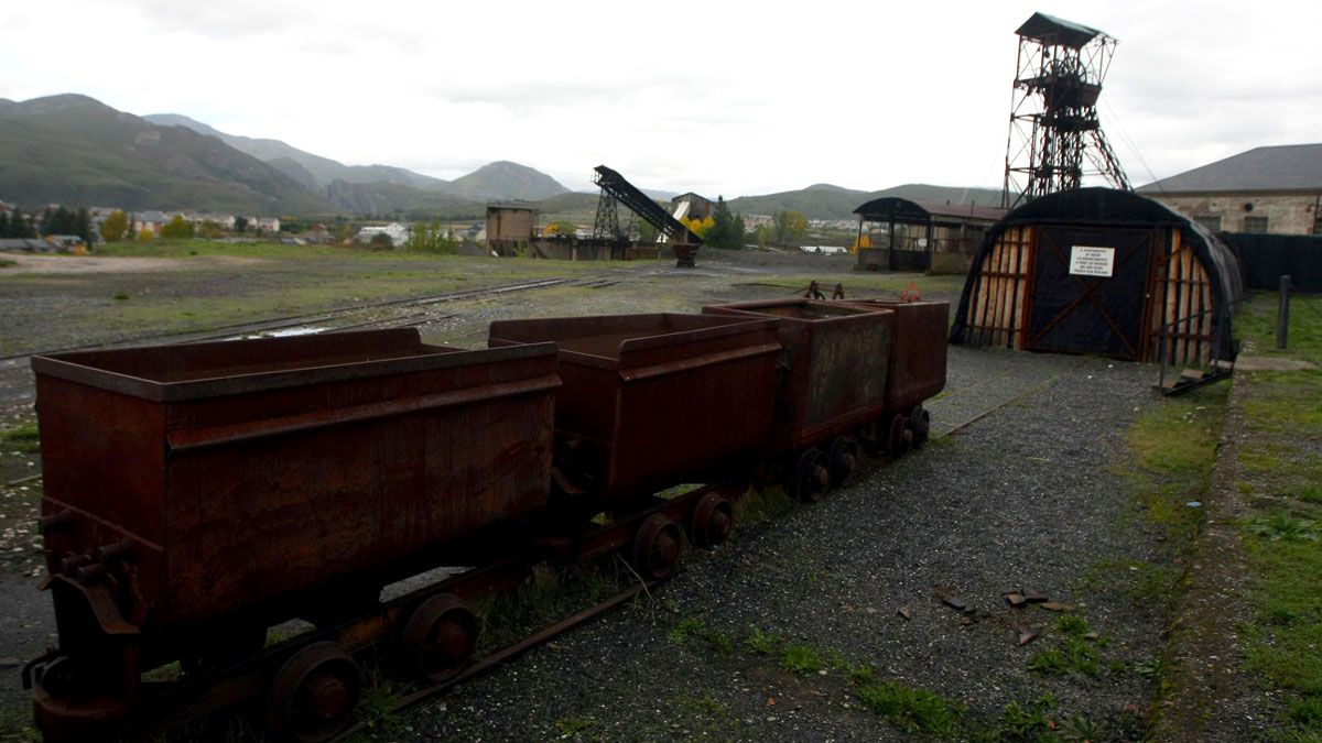 El Pozo Julia, uno de los emblemas mineros de Fabero. El Pozo Julia, uno de los emblemas mineros de Fabero.