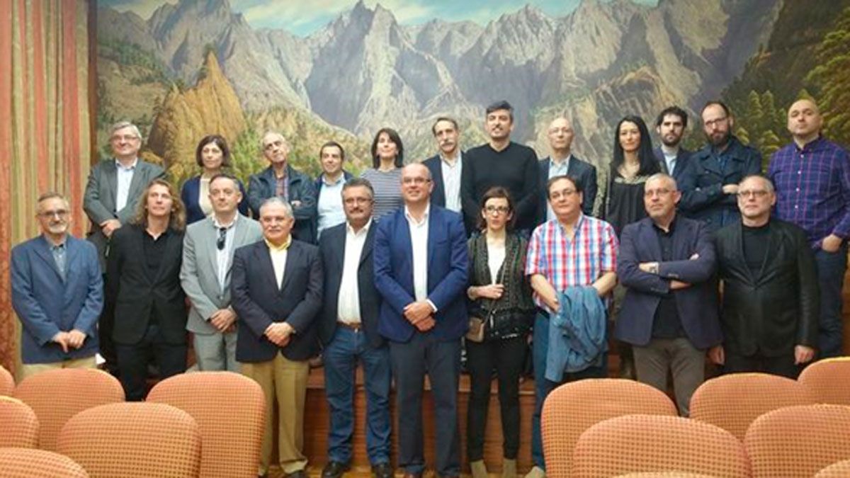 Miembros de la Asociación de la Crítica, entre los que está Manuel Morales.