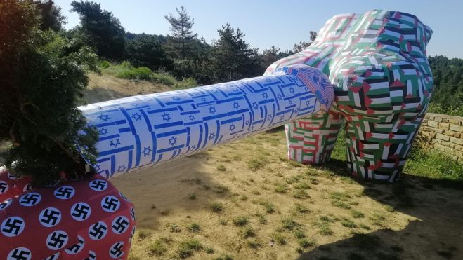 Otra imagen de la obra de Jadama. L.N.C.