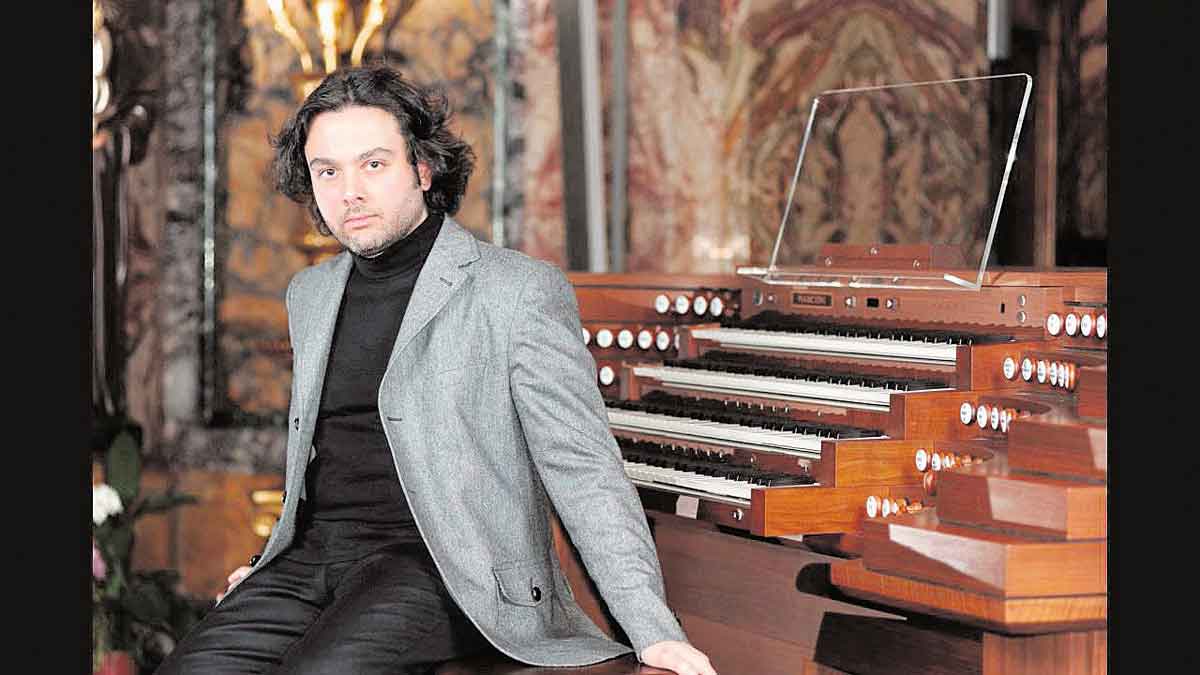El organista residente Giampaolo di Rosa protagoniza el sexto concierto del Festival Internacional de Órgano ‘Catedral de León’. | L.N.C.