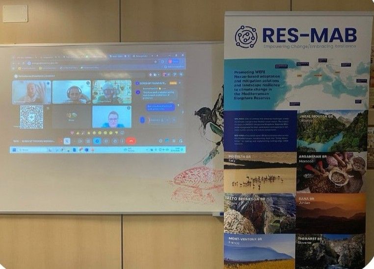 En la imagen, una de las sesiones de las píldoras informativas. |  F.R.B.A.B.