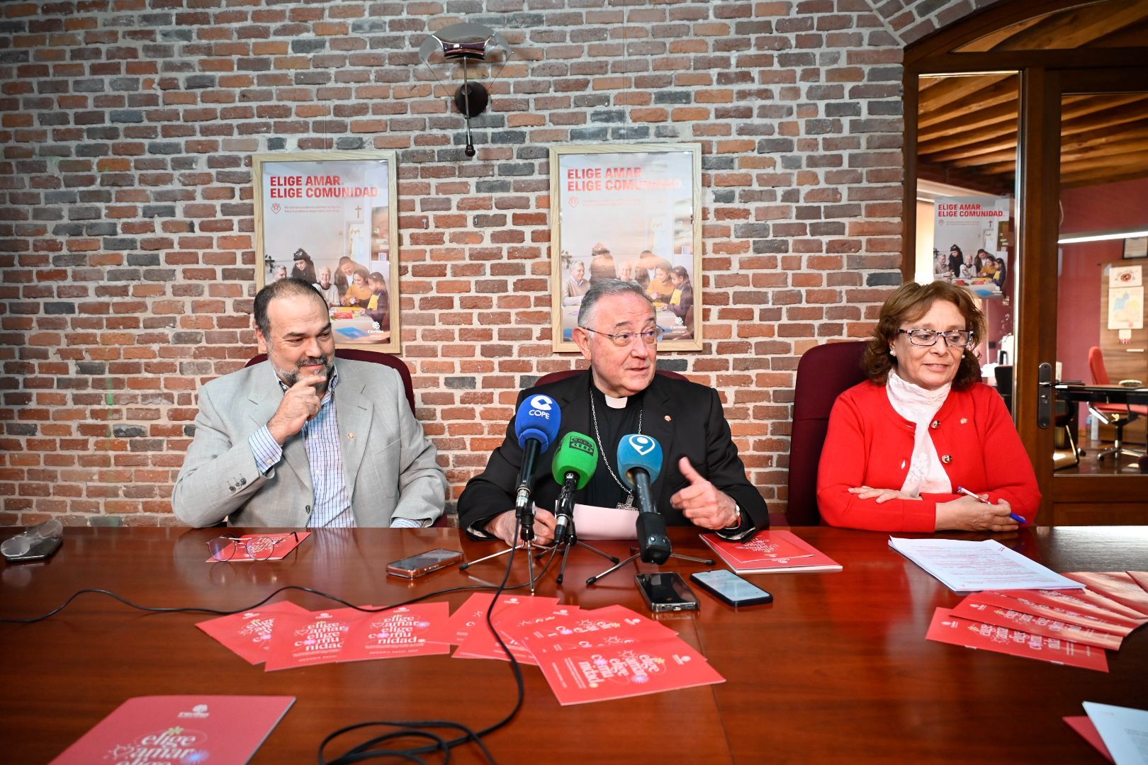 Cáritas Diocesana en León presenta en su sede la Memoria Anual de 2025. | SAÚL ARÉN Cáritas Diocesana en León presenta en su sede la Memoria Anual de 2025. | SAÚL ARÉN