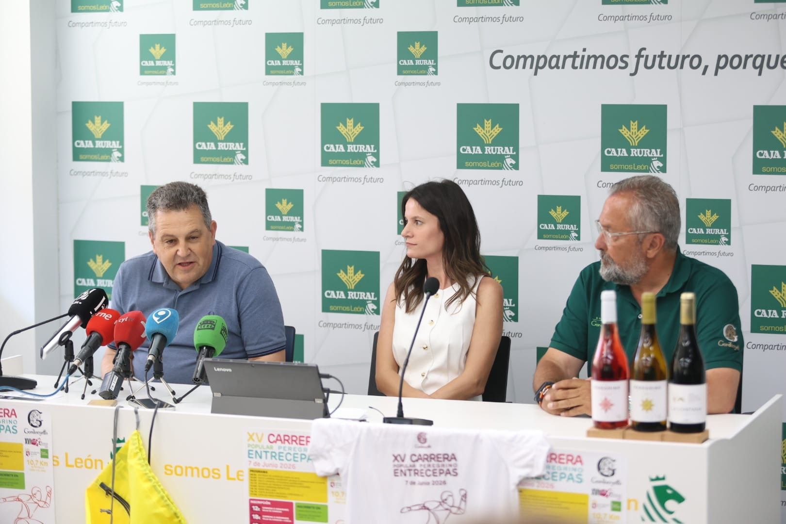Un instante de la presentación de la carrera en Caja Rural. | SAÚL ARÉN Un instante de la presentación de la carrera en Caja Rural. | SAÚL ARÉN