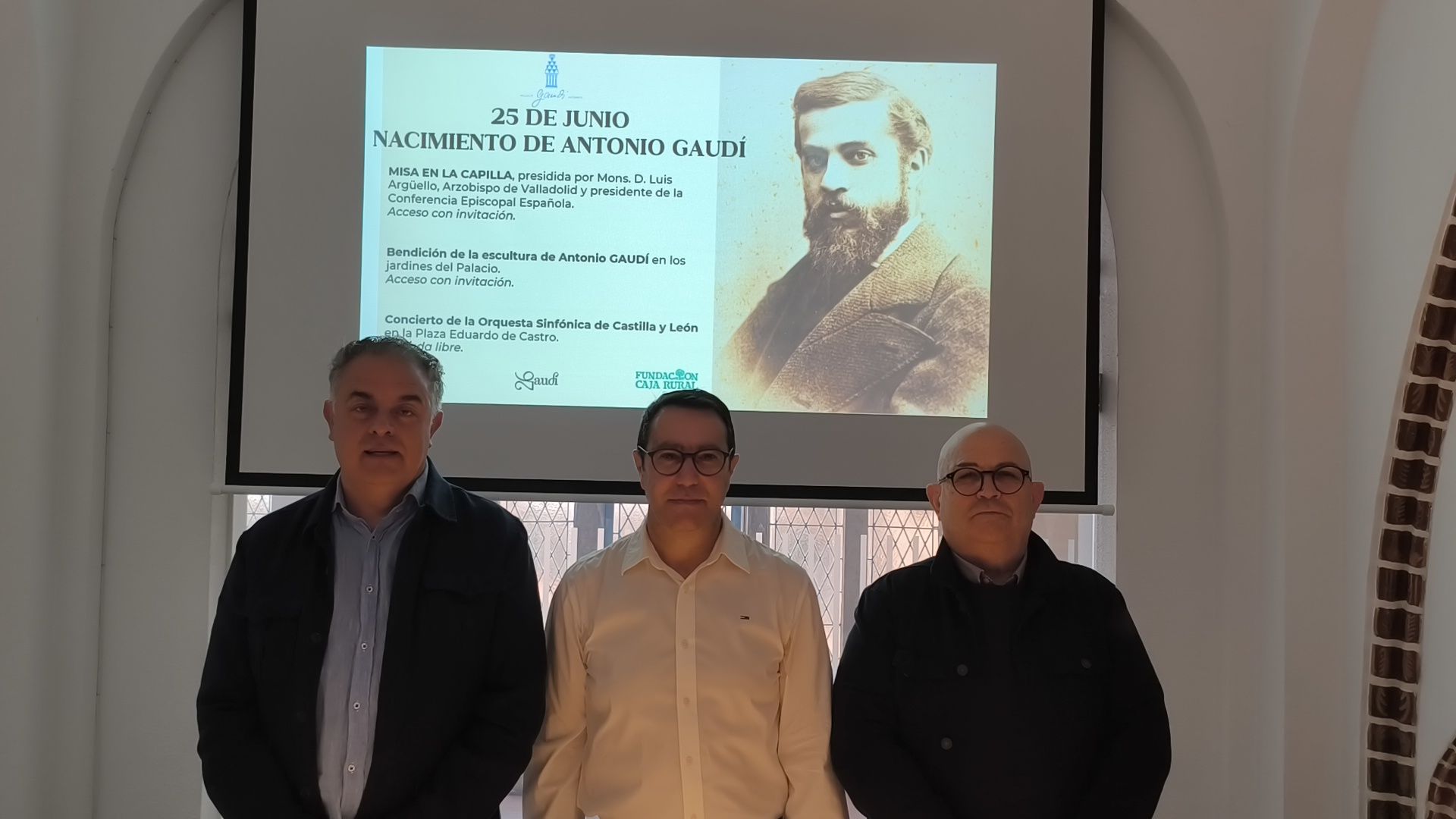 José Luis Nieto, Víctor Murias y Tomás Valle durante la presentación de los actos. | L.N.C.