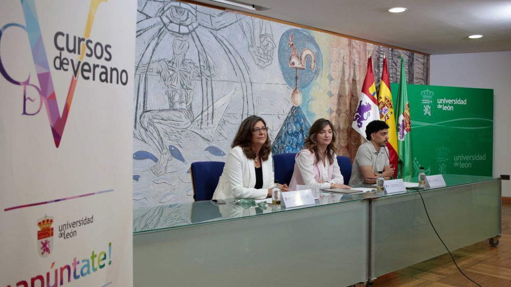 Presentación de los Cursos de Verano de la Universidad de León. | JAIRO VELASCO