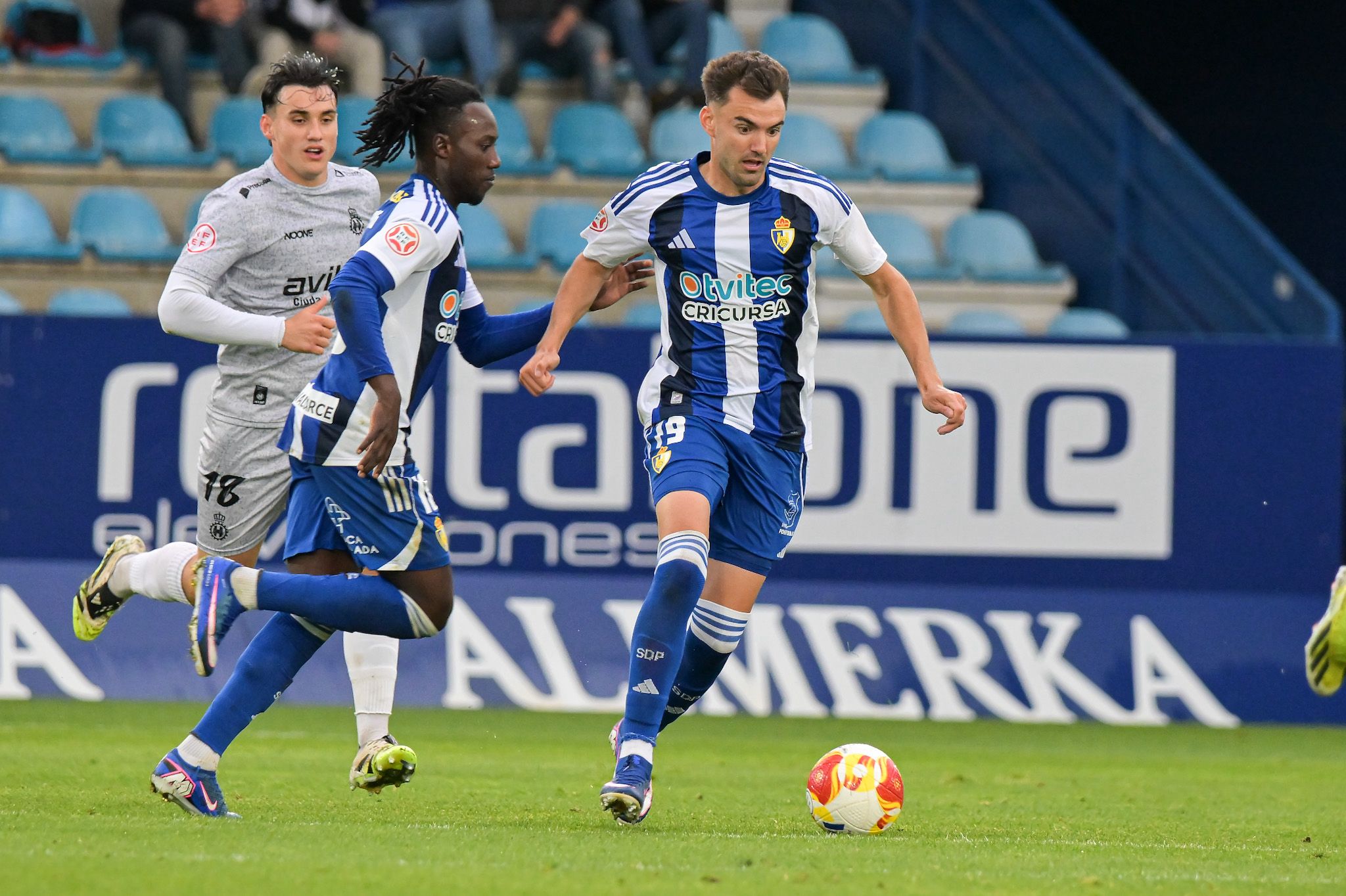 Andoni López destacó el gran desplazamiento de la afición en Alcalá para soñar con la final. QUINITO