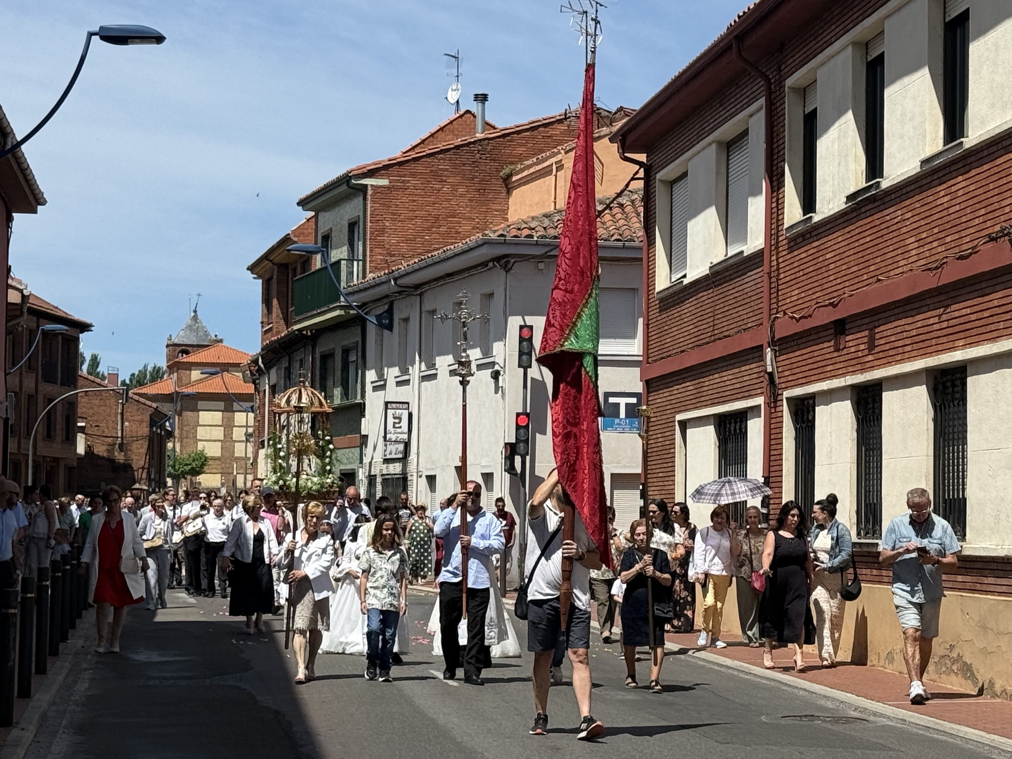 Un instante de la celebración del Corpus de San Andrés del Rabanedo | L.N.C. Un instante de la celebración del Corpus de San Andrés del Rabanedo | L.N.C.
