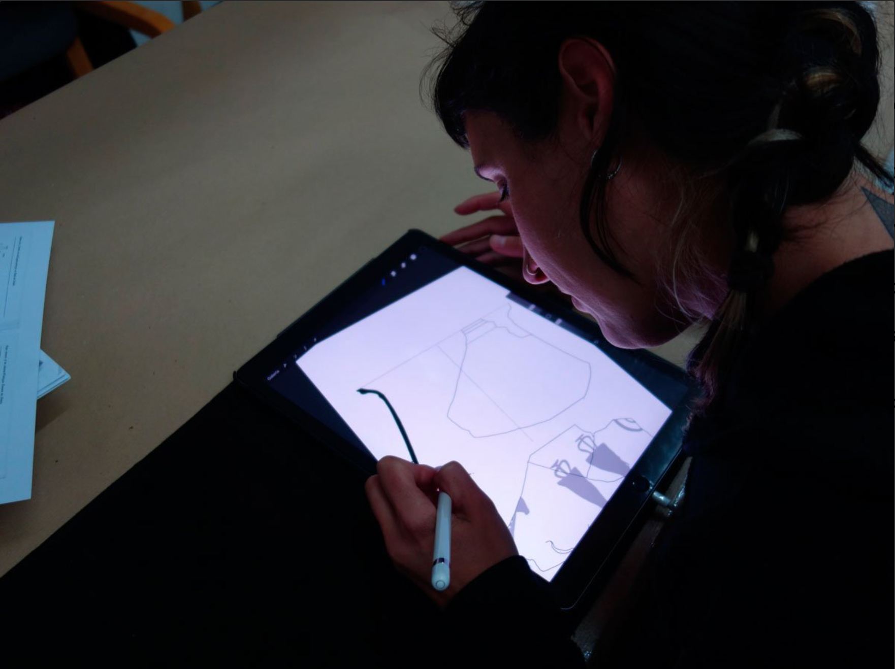 La obra de Celia Uve gira en torno al arte folk y el arte social | L.N.C. La obra de Celia Uve gira en torno al arte folk y el arte social | L.N.C.