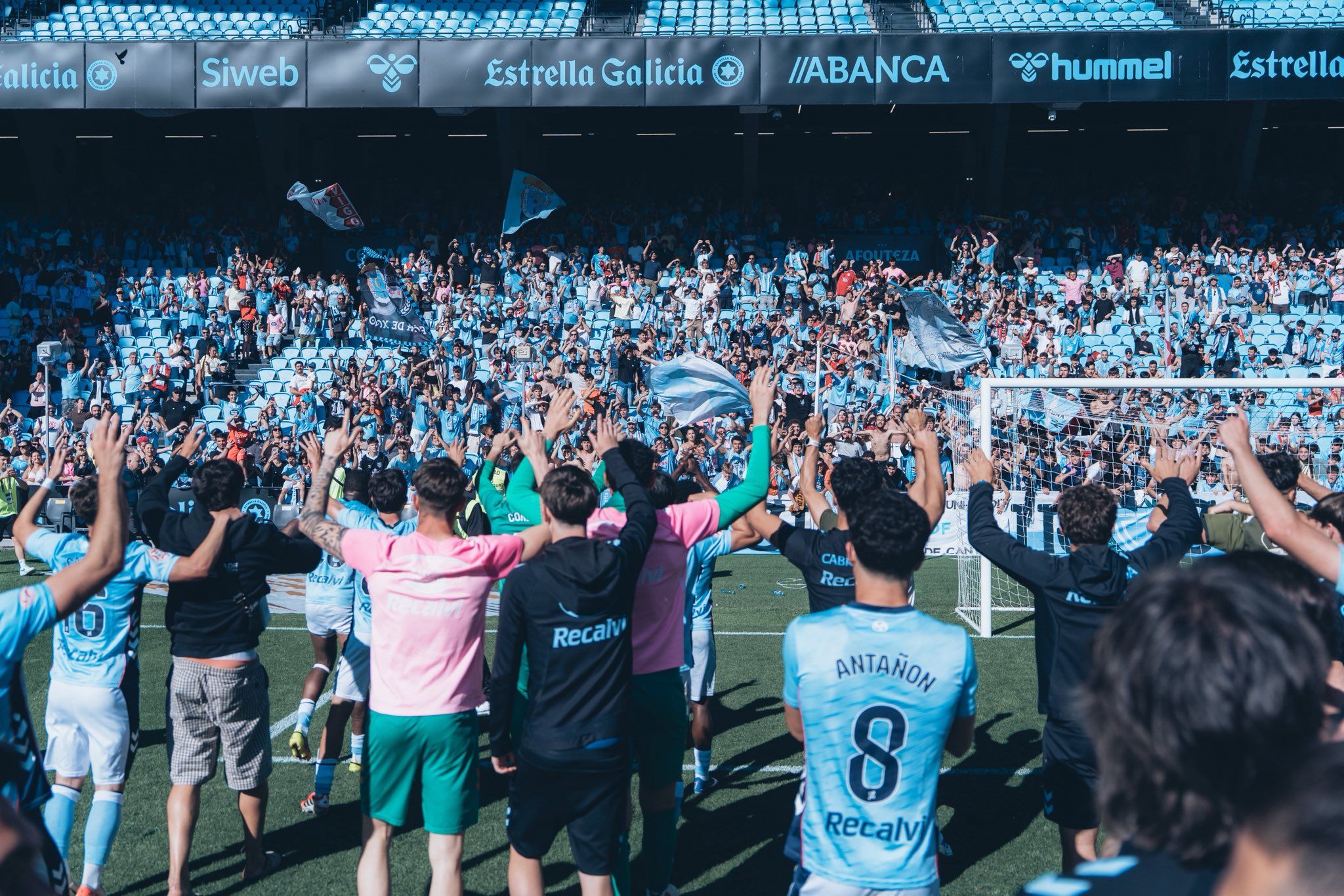 El Abanca Balaídos estará completamente abierto al público para la final de la fase de ascenso entre el Celta Fortuna y la Ponferradina. CELTA El Abanca Balaídos estará completamente abierto al público para la final de la fase de ascenso entre el Celta Fortuna y la Ponferradina. CELTA