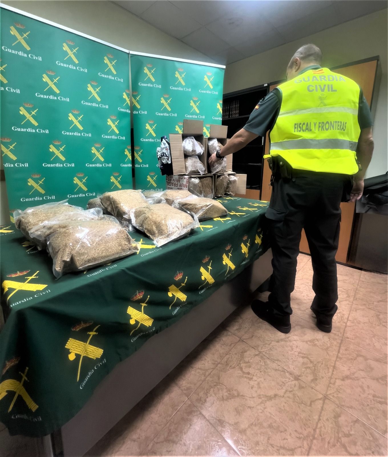 Imagen del tabaco incautado. | GUARDIA CIVIL Imagen del tabaco incautado. | GUARDIA CIVIL