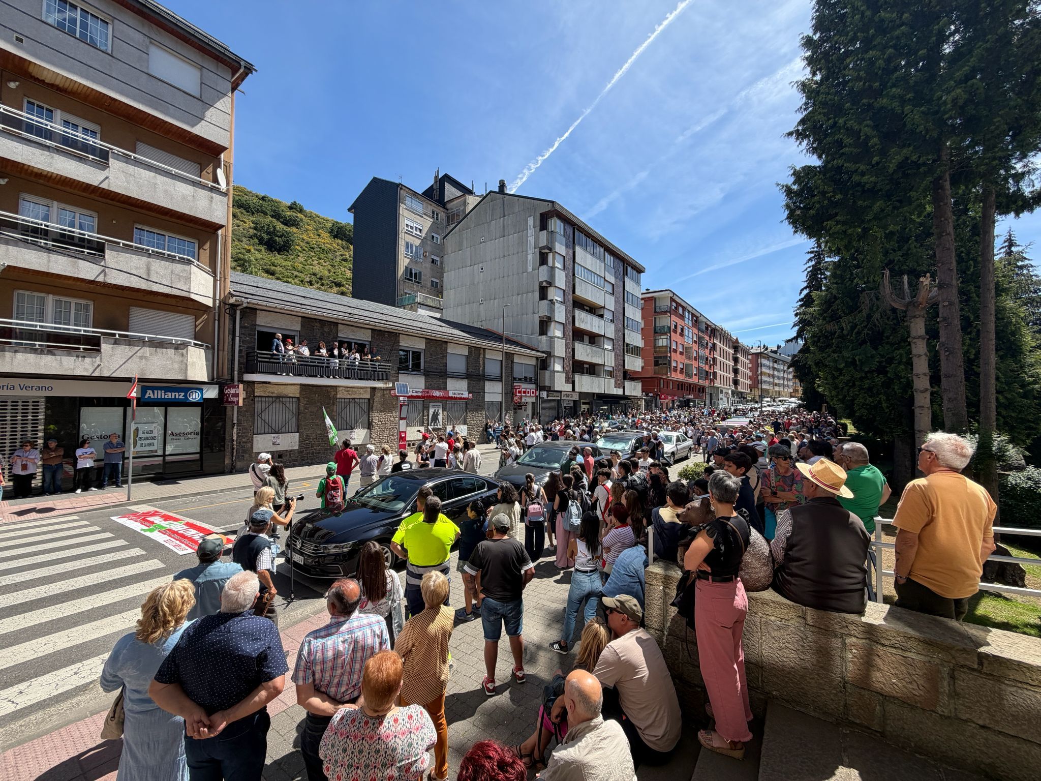 La protesta en Villablino por el futuro del valle de Laciana, en imágenes 