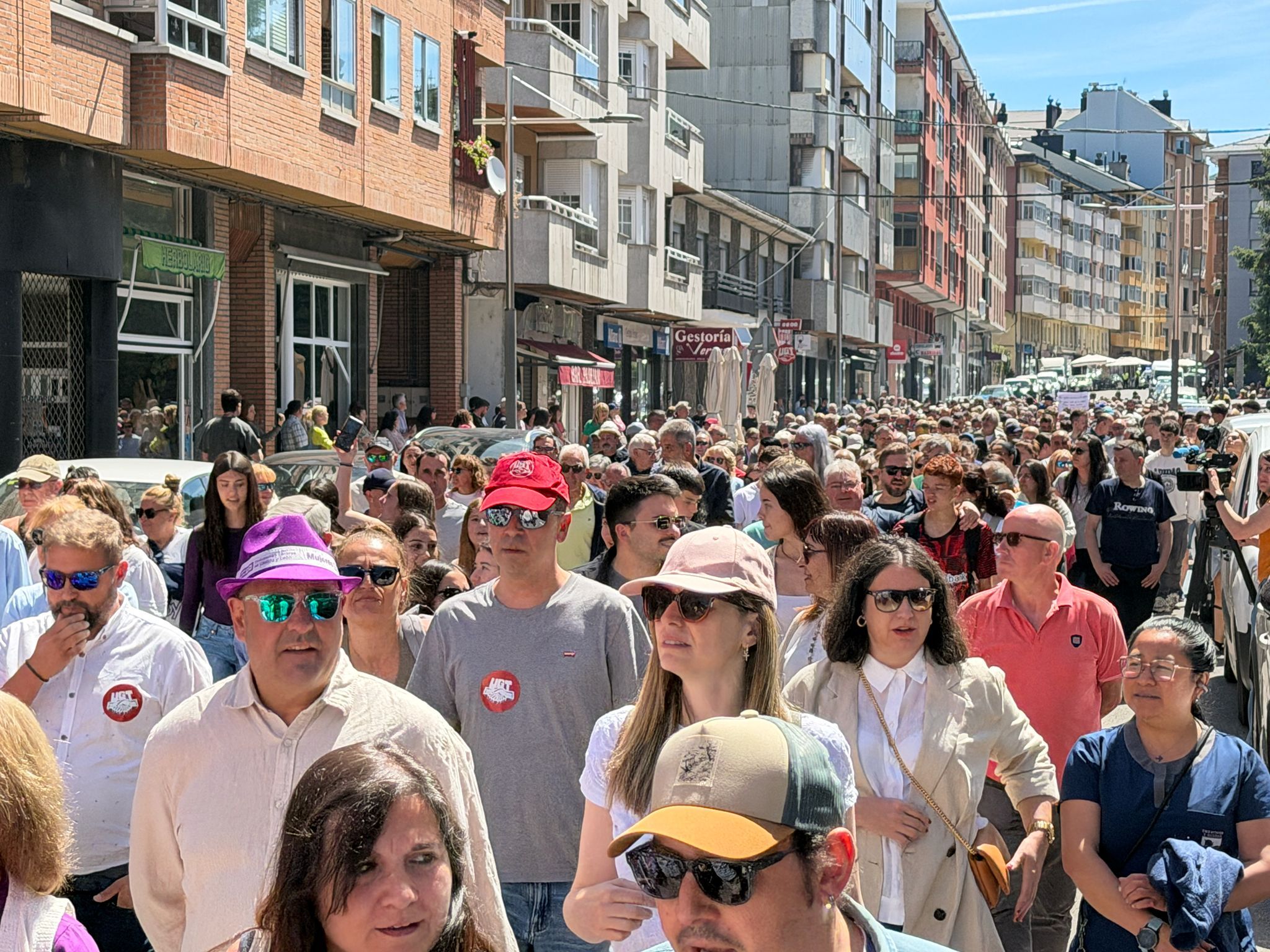 La protesta en Villablino por el futuro del valle de Laciana, en imágenes 
