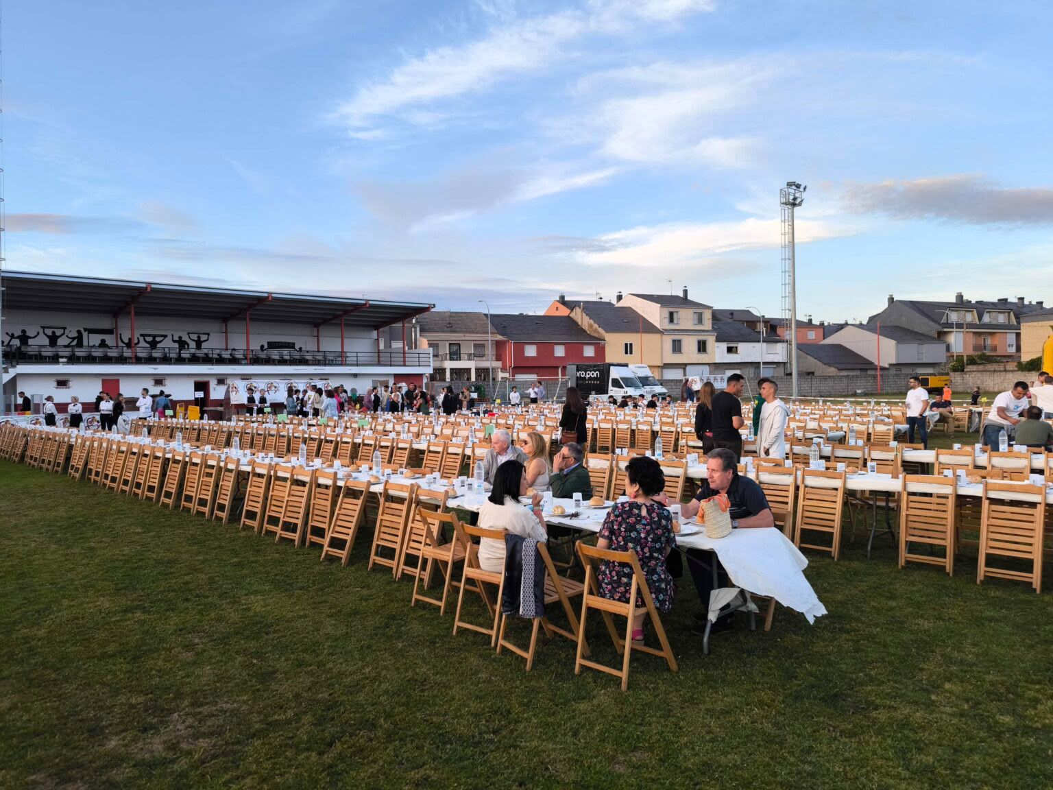 Fiesta de fin de temporada de la Delegación de Fútbol del Bierzo y Laciana. Fiesta de fin de temporada de la Delegación de Fútbol del Bierzo y Laciana.