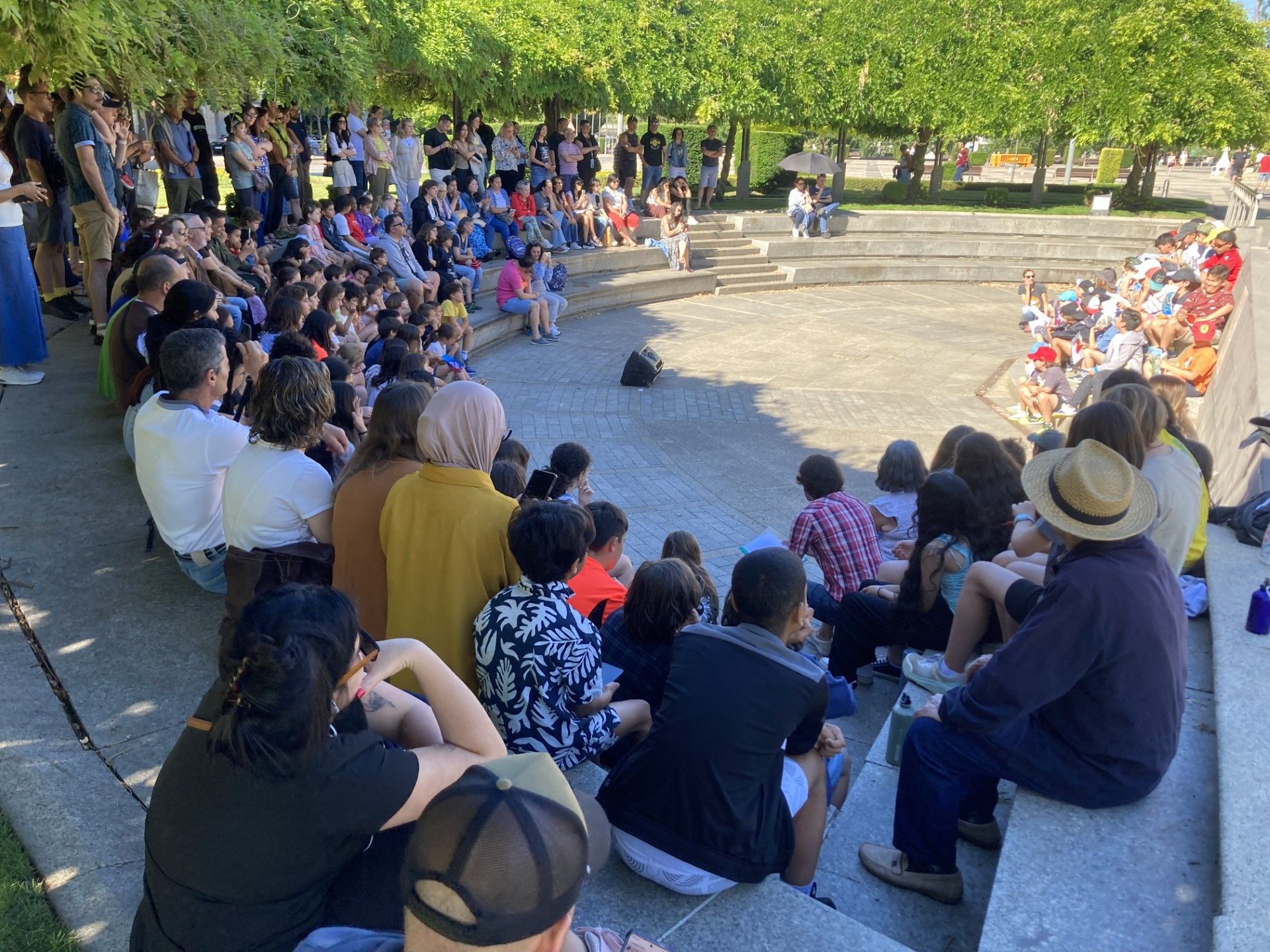 Recital de poesía en el anfiteatro de San Marcos. | L.N.C. Recital de poesía en el anfiteatro de San Marcos. | L.N.C.