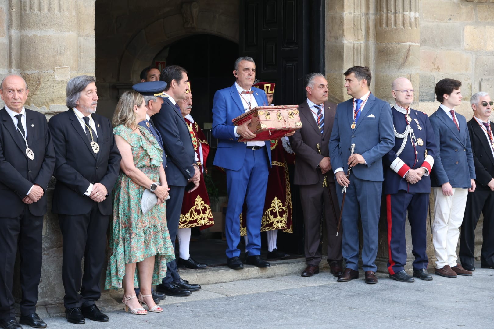 'La Zuiza' ondea en Astorga. | FERNANDO OTERO 'La Zuiza' ondea en Astorga. | FERNANDO OTERO