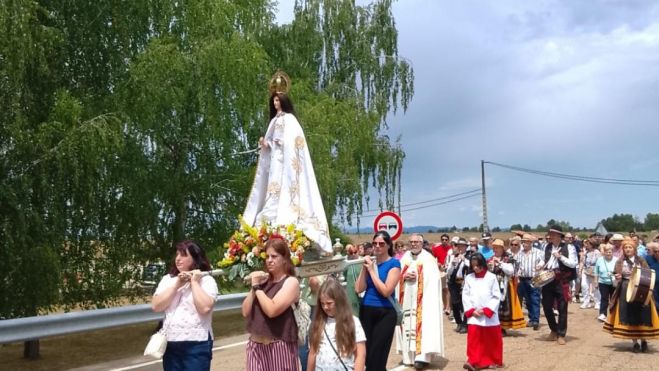 La tradicional rogativa volvió a convertir el santuario en punto de encuentro para la devoción. E. NIÑO (1) La tradicional rogativa volvió a convertir el santuario en punto de encuentro para la devoción. E. NIÑO (1)