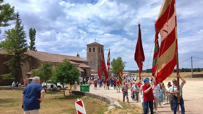 La tradicional rogativa volvió a convertir el santuario en punto de encuentro para la devoción. E. NIÑO (3) La tradicional rogativa volvió a convertir el santuario en punto de encuentro para la devoción. E. NIÑO (3)
