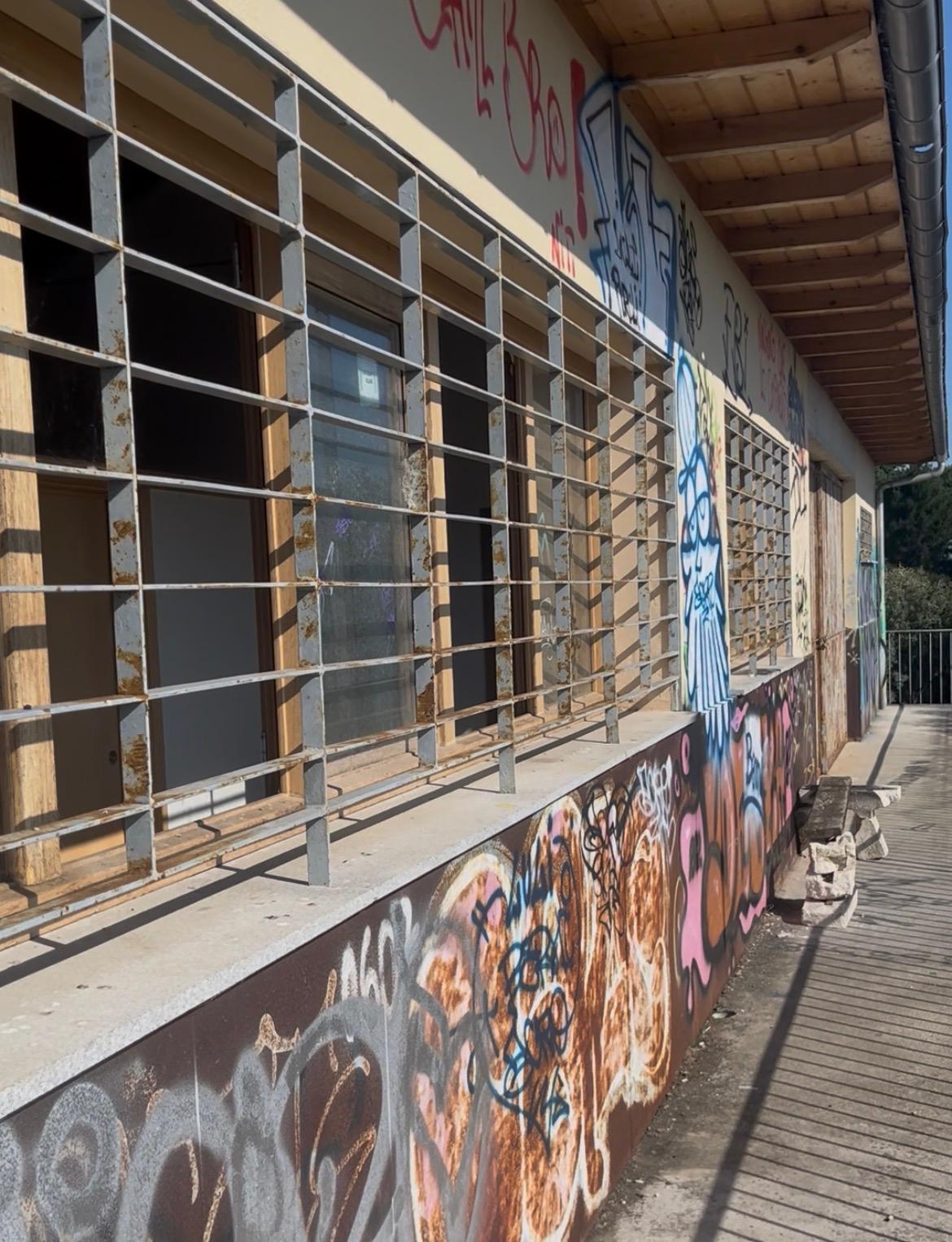 Centro de Interpretación y Recepción de Visitantes del Pajariel, ubicado en Otero.