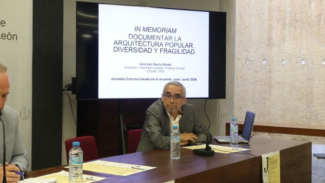 José Luis García Grinda fue el encargado de la primera ponencia. FERNANDO OTERO José Luis García Grinda fue el encargado de la primera ponencia. FERNANDO OTERO