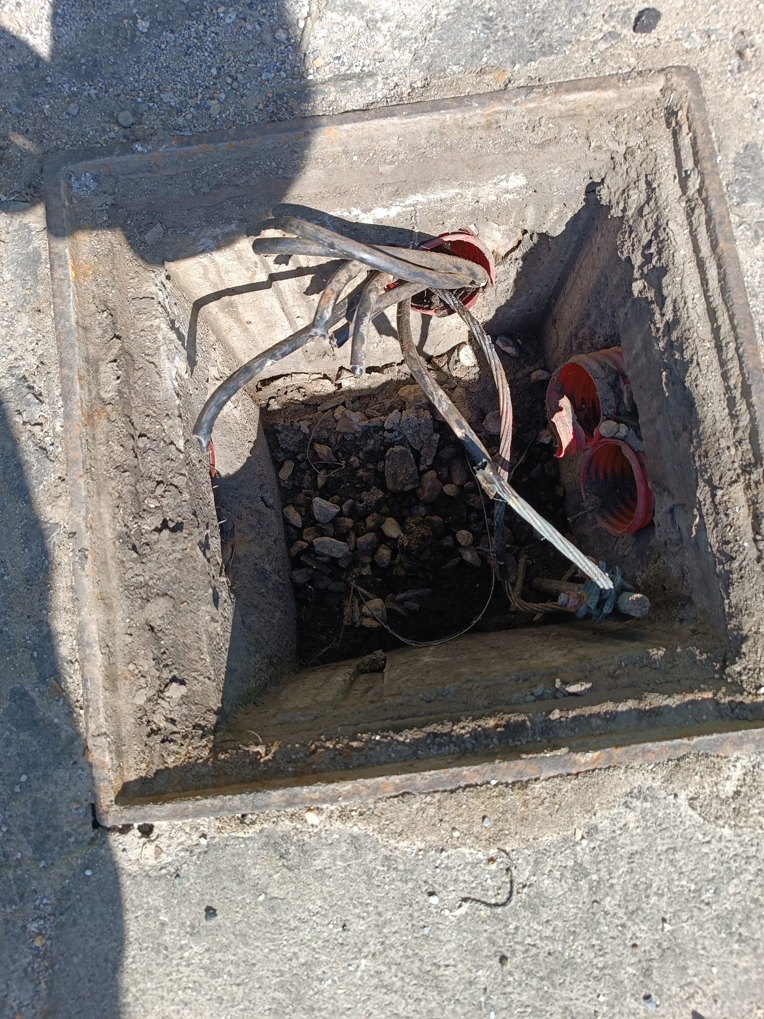 Robo de cable en Cubillos.