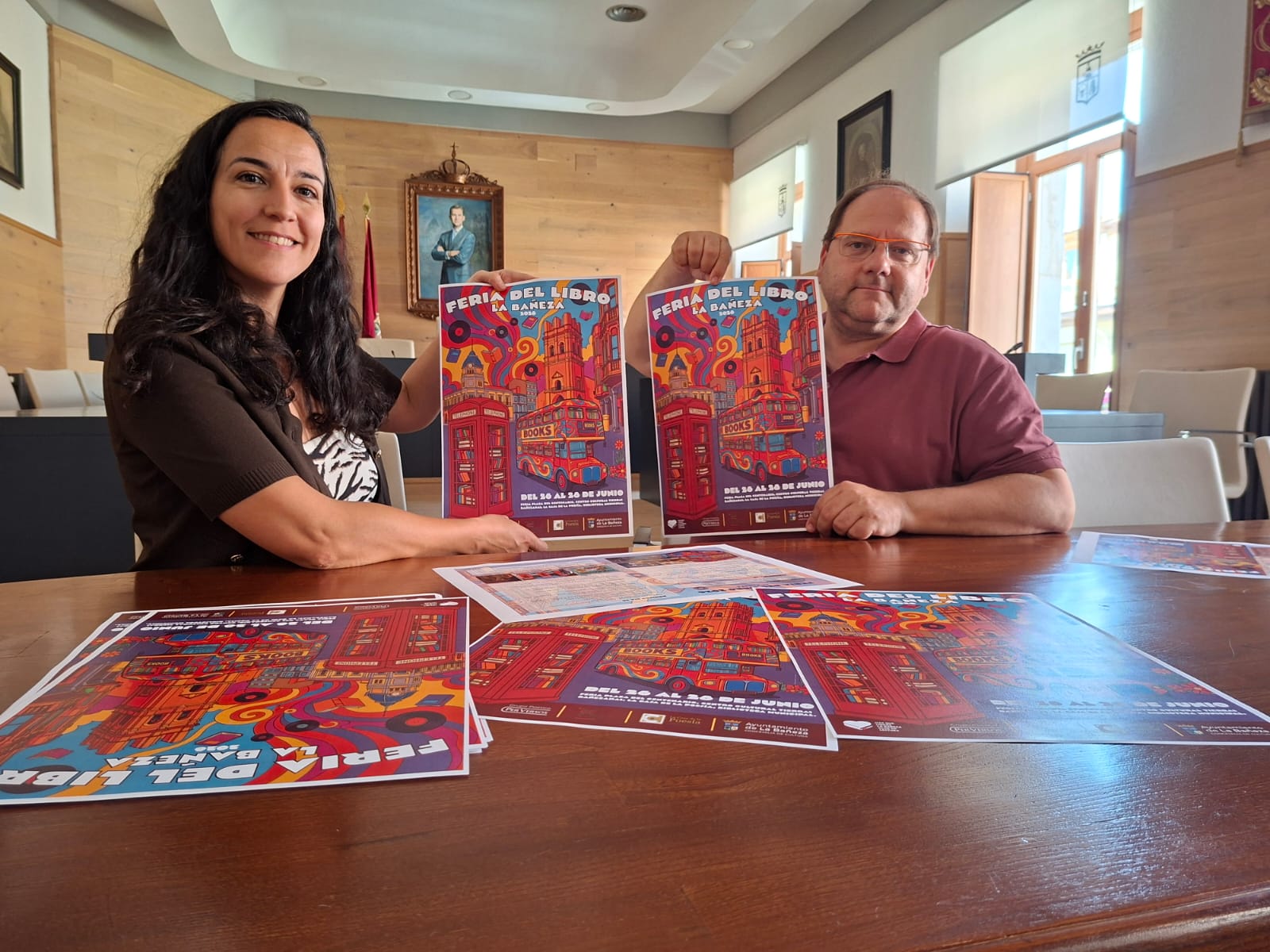 Silvia Cubria y Javier Carrera presentaron la Feria del Libro. | L.N.C.