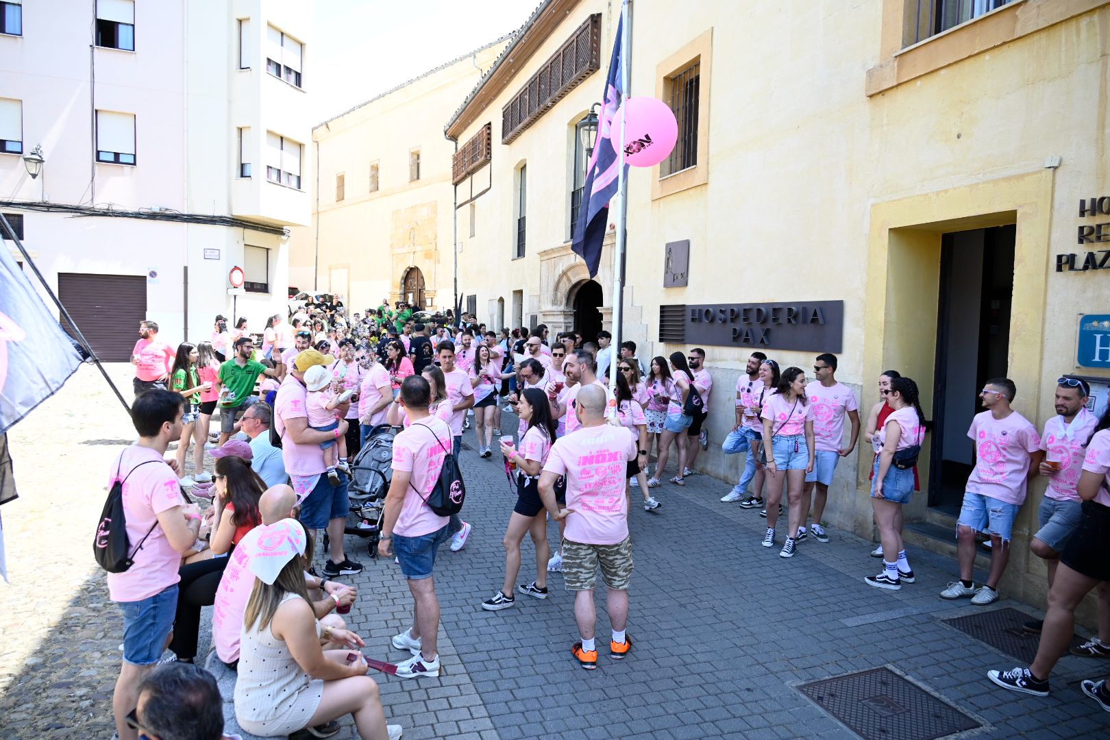 Día de Peñas en las fiestas de San Juan y San Pedro de León. | SAÚL ARÉN