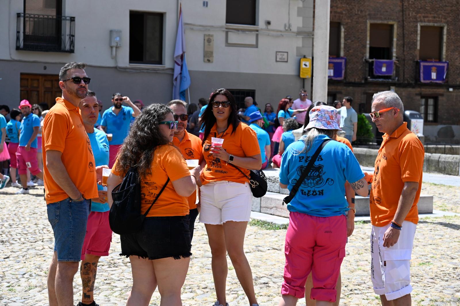 Día de Peñas en las fiestas de San Juan y San Pedro de León. | SAÚL ARÉN