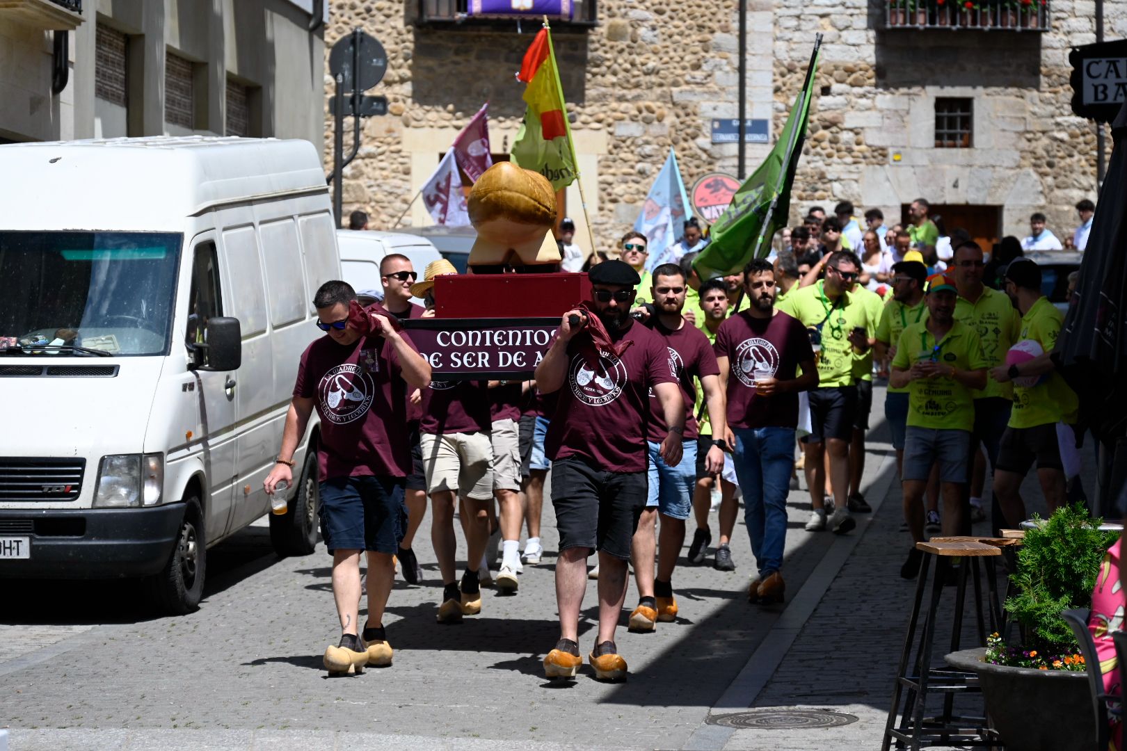Día de Peñas en las fiestas de San Juan y San Pedro de León. | SAÚL ARÉN